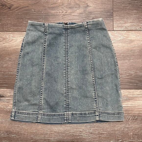 Free People Dresses & Skirts - Free People Denim Mini Skirt Light Blue Stretchy Boho Modern Femme Size 2